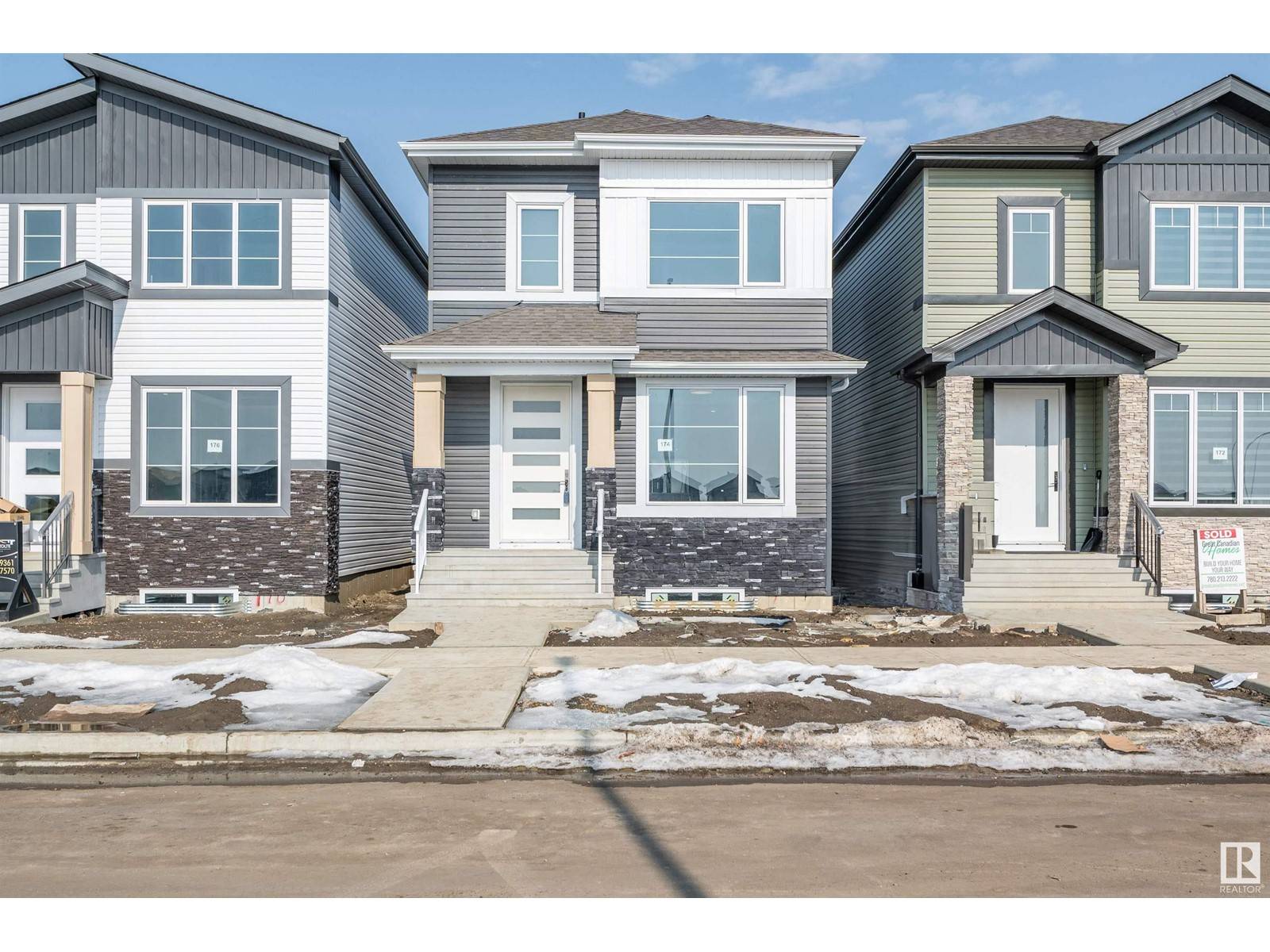 Fort Saskatchewan, AB T8L1X5,156 STARLING WY