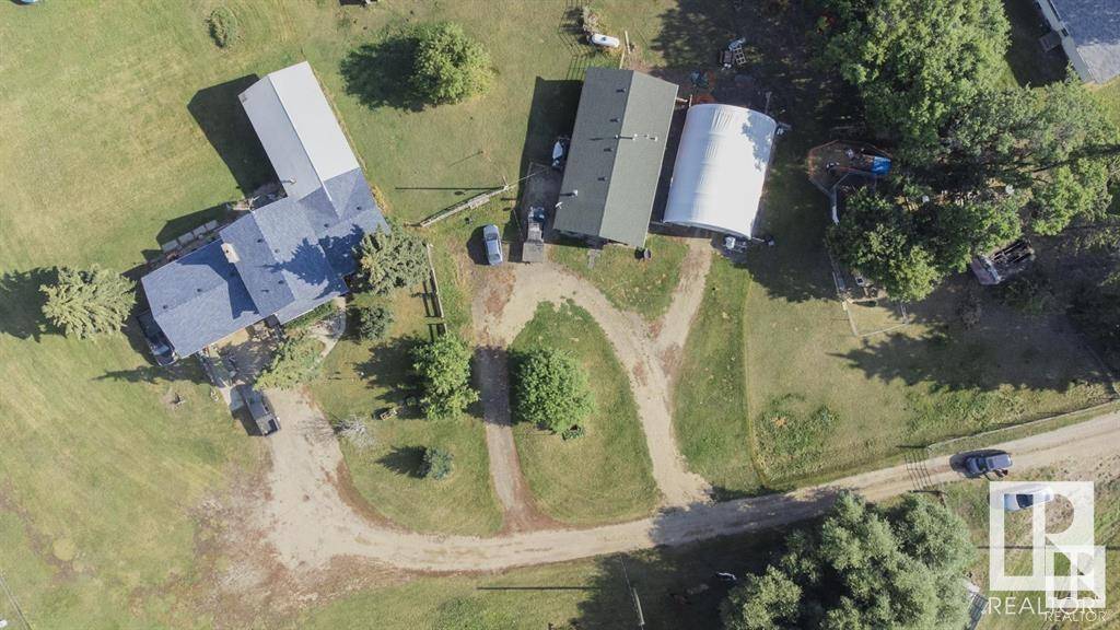 Rural Parkland County, AB T7X6P1,30280 HWY 16A