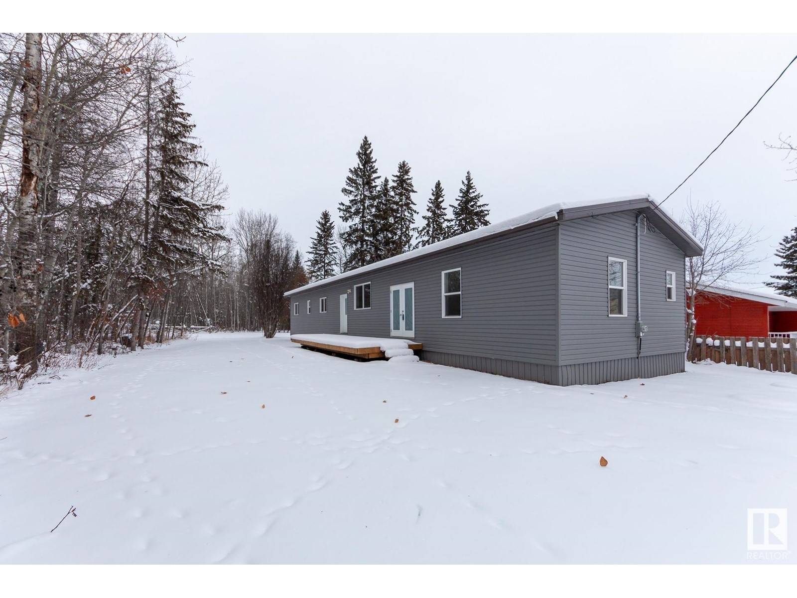 Rural Lac Ste. Anne County, AB T0A0E0,305 3 ST