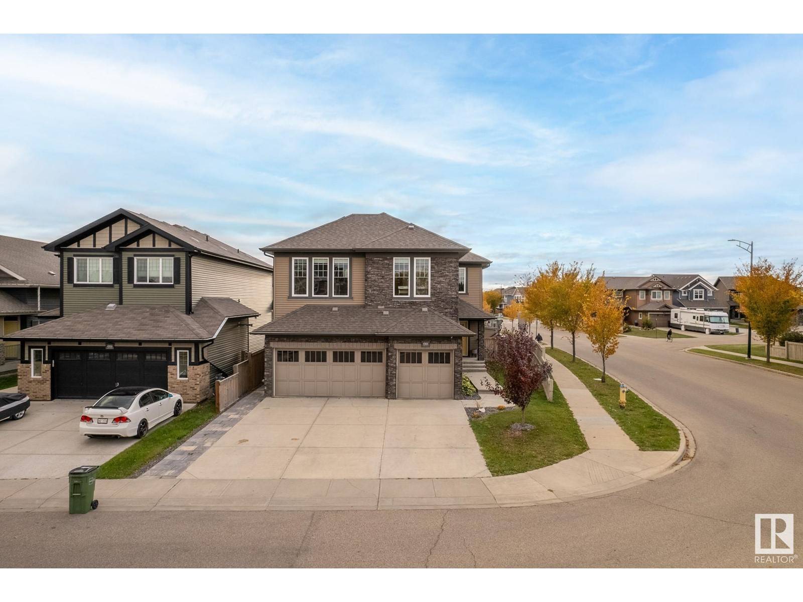 Edmonton, AB T6X0X6,4904 CRABAPPLE LN SW