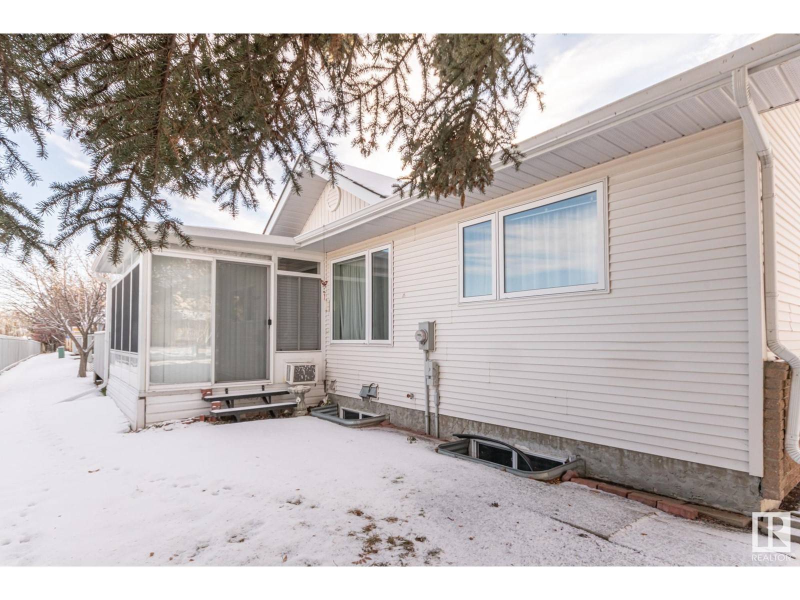 St. Albert, AB T8N6Z2,#1 160 KINGSWOOD BV