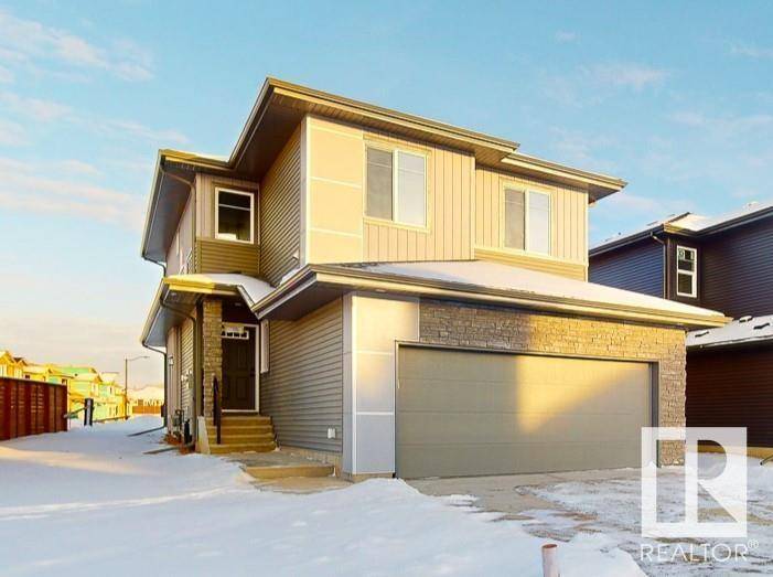 St. Albert, AB T8N7Y8,32 ROSEWOOD WY