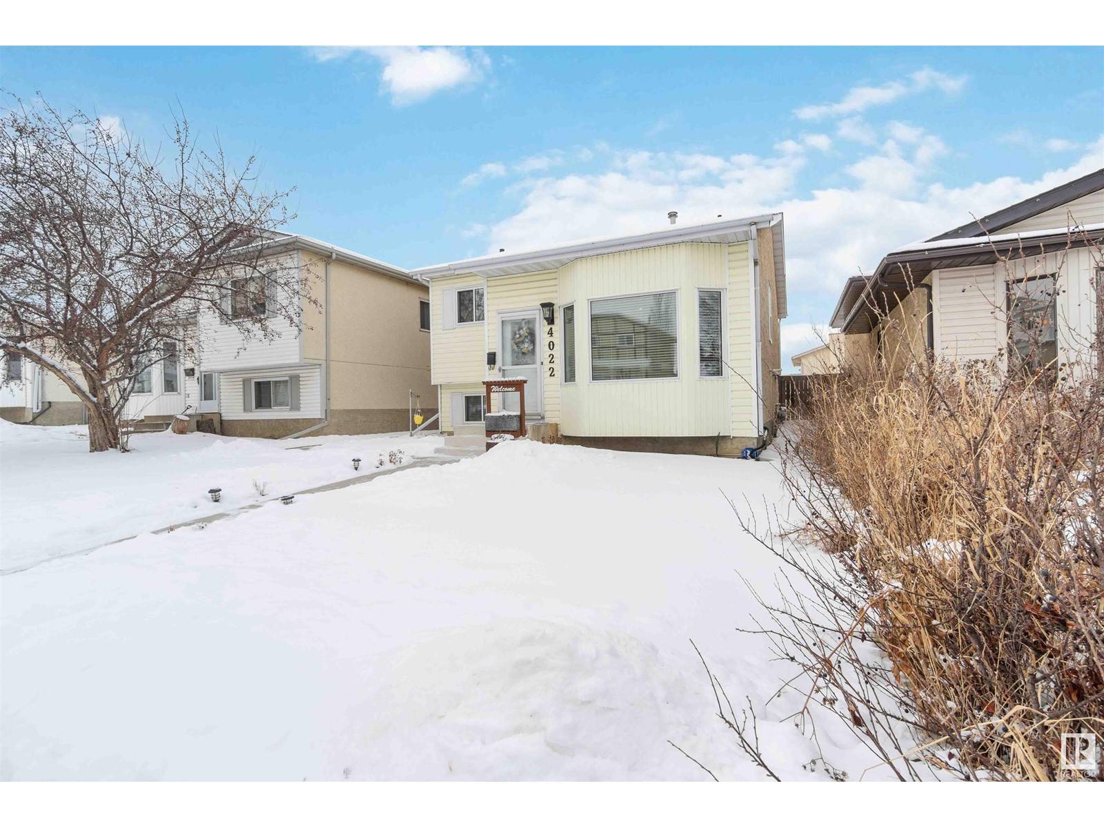 Edmonton, AB T6L6H2,4022 37 ST NW