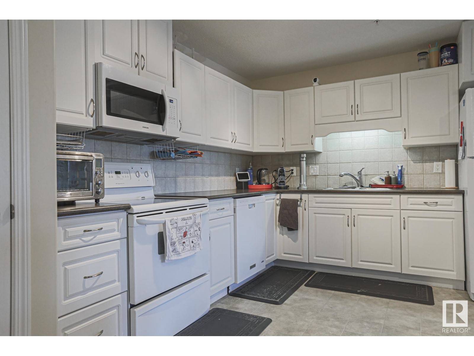 Edmonton, AB T6L7H3,#409 261 Youville DR E NW