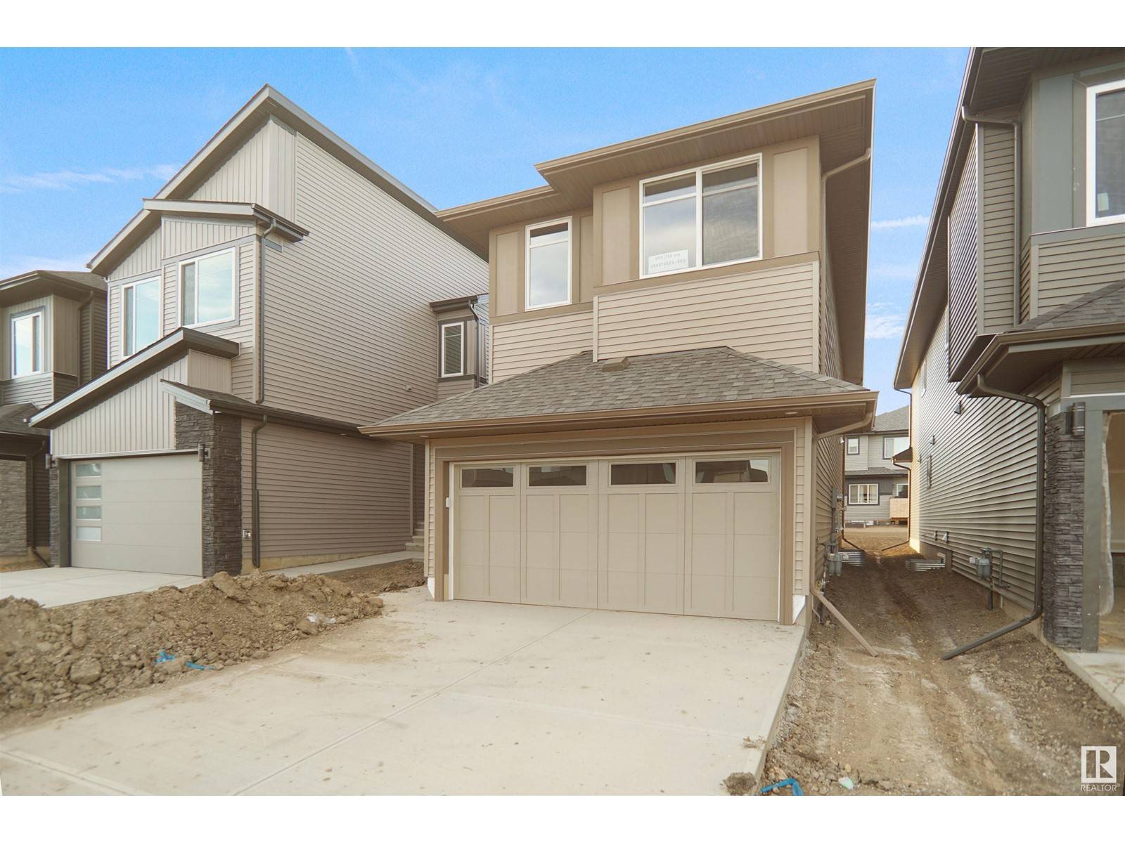 Edmonton, AB T5Y2W4,4826 170A AV NW