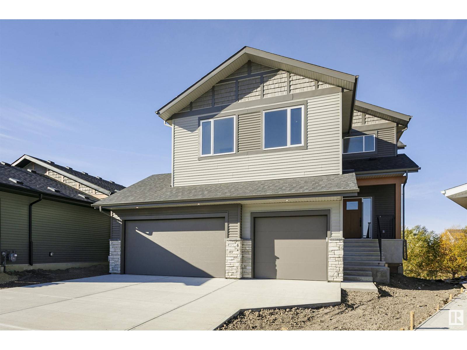 Fort Saskatchewan, AB T8L0Y4,84 Deer Meadows CR