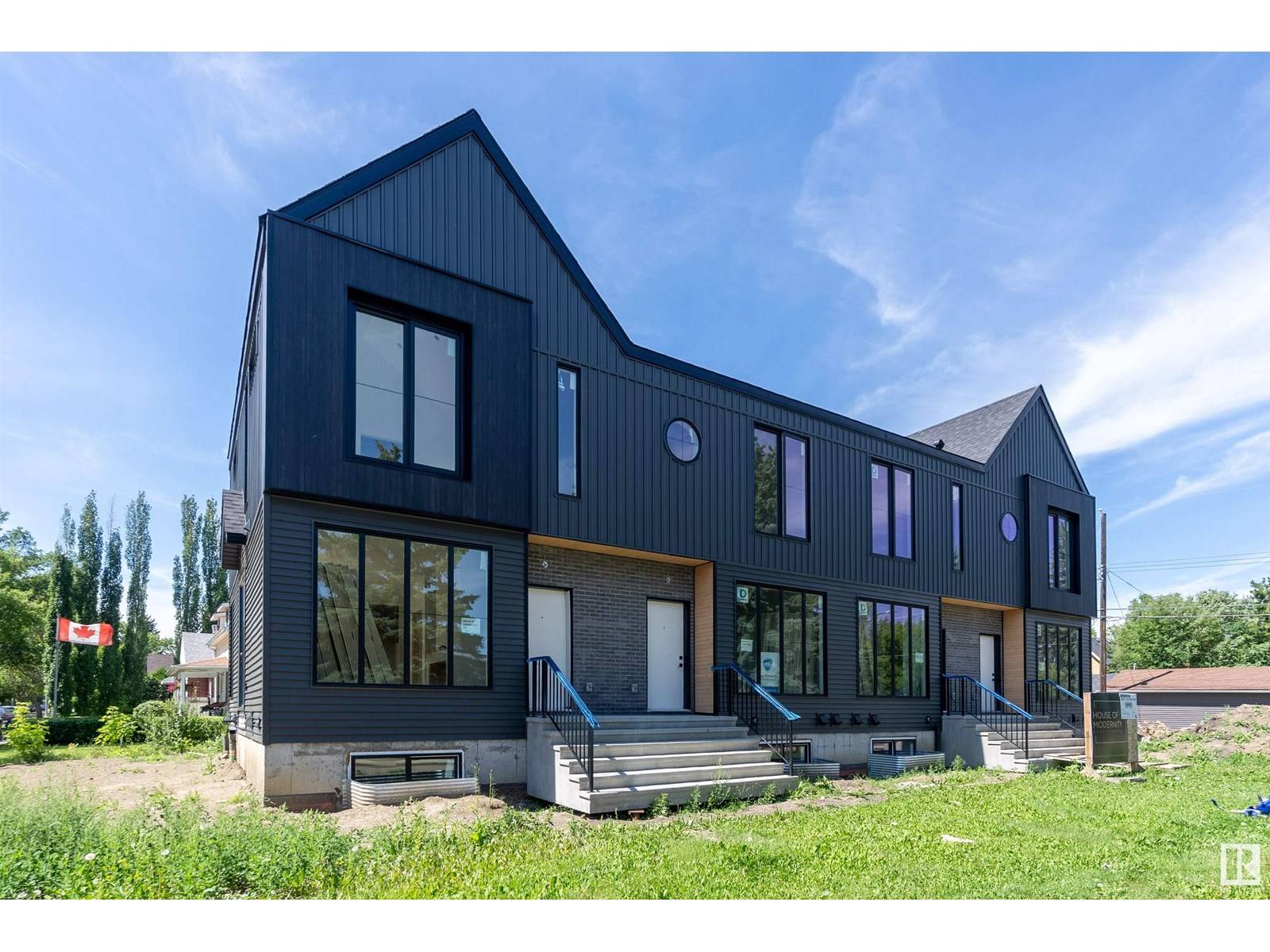 Edmonton, AB T6C1E2,8402 87 ST NW
