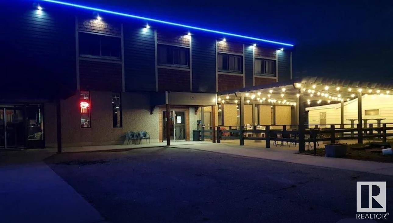 Gibbons, AB T0A1N0,5006 50 AV NW