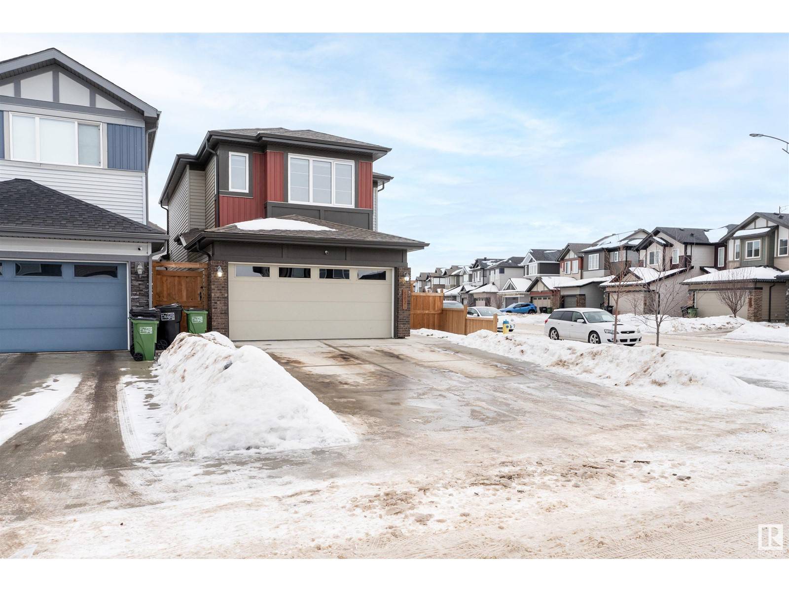 Edmonton, AB T6W3Y2,502 CONROY CR SW