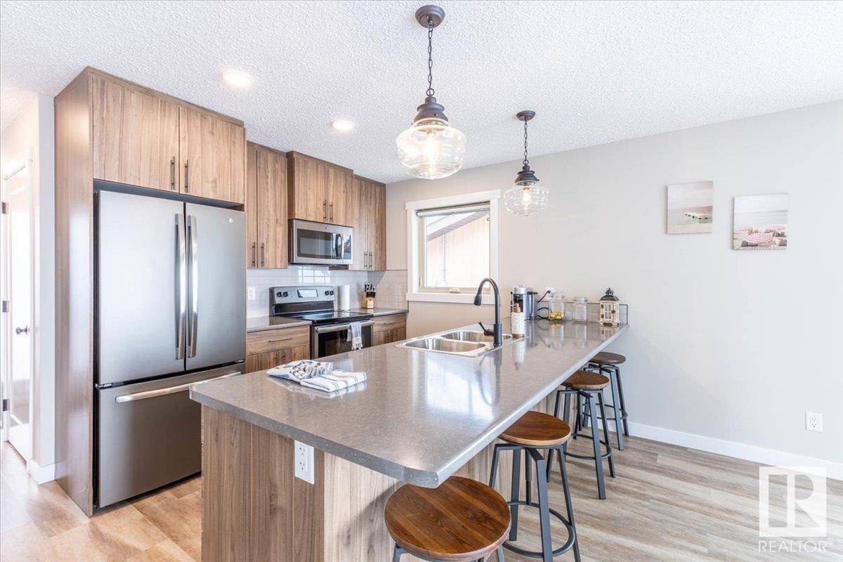 Rural Wetaskiwin County, AB T0C2V0,33 Lakeshore Dr