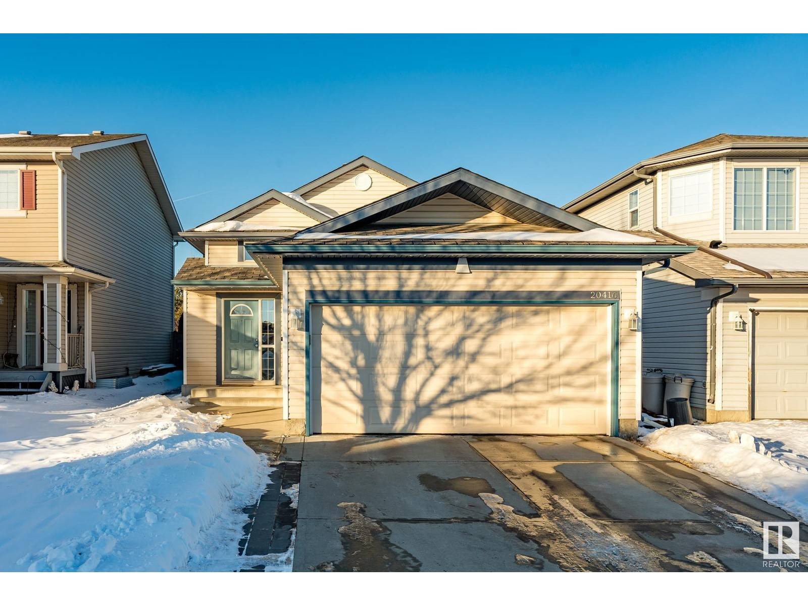 Edmonton, AB T6M0C1,20416 48 AV NW