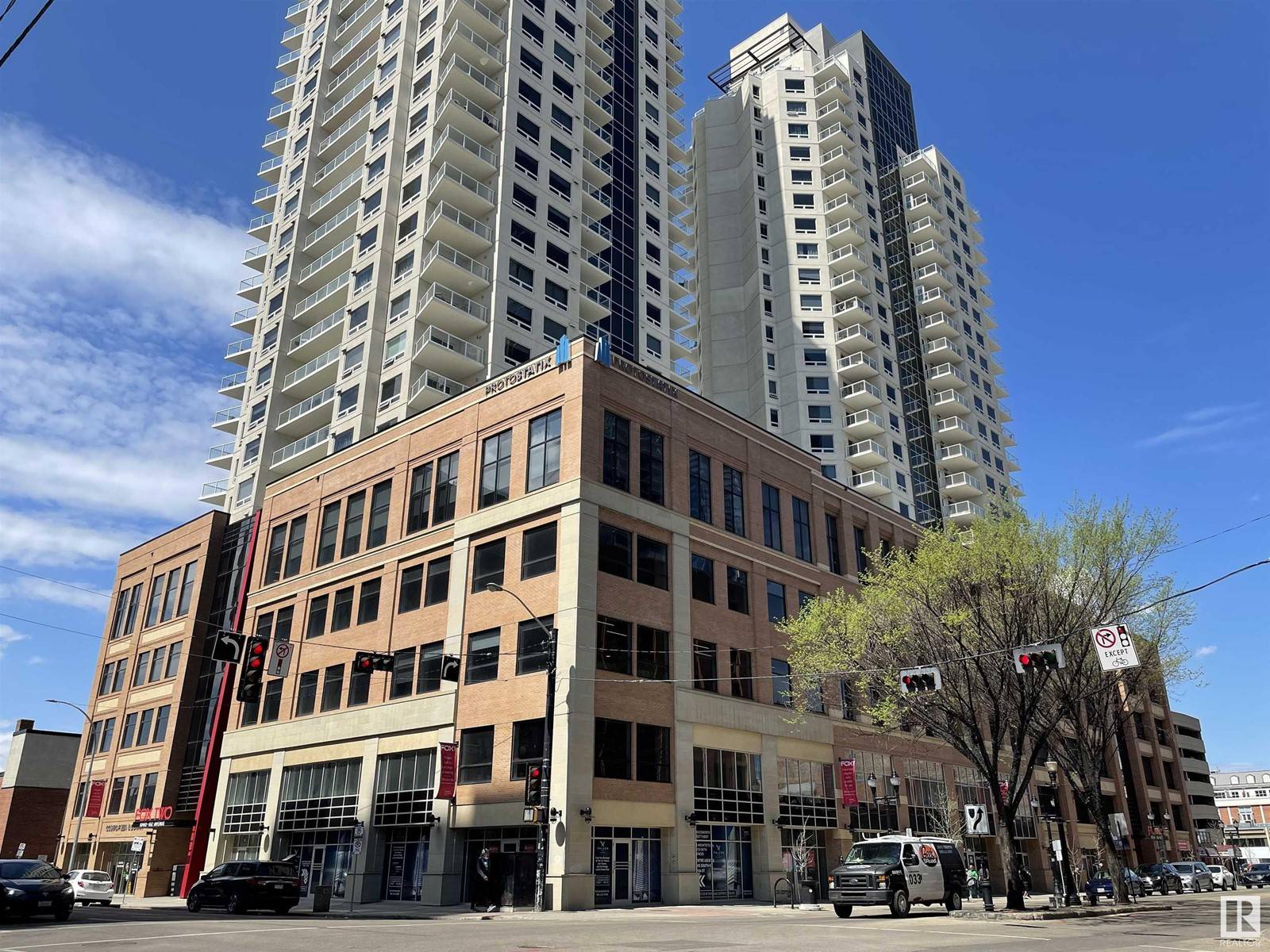 Edmonton, AB T5J0B5,#302 10410 102 AV NW