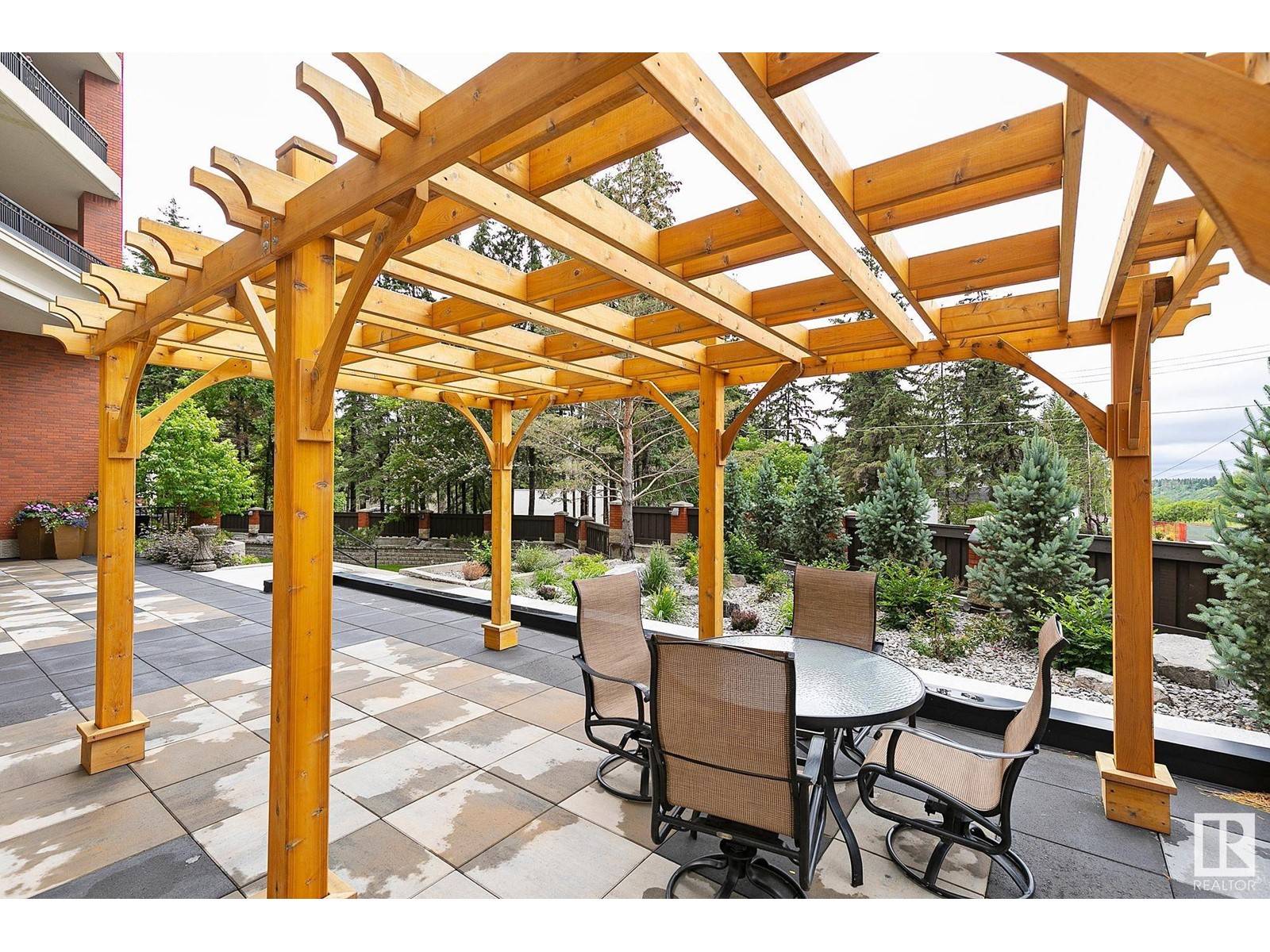Edmonton, AB T5N4B6,#903 10108 125 ST NW