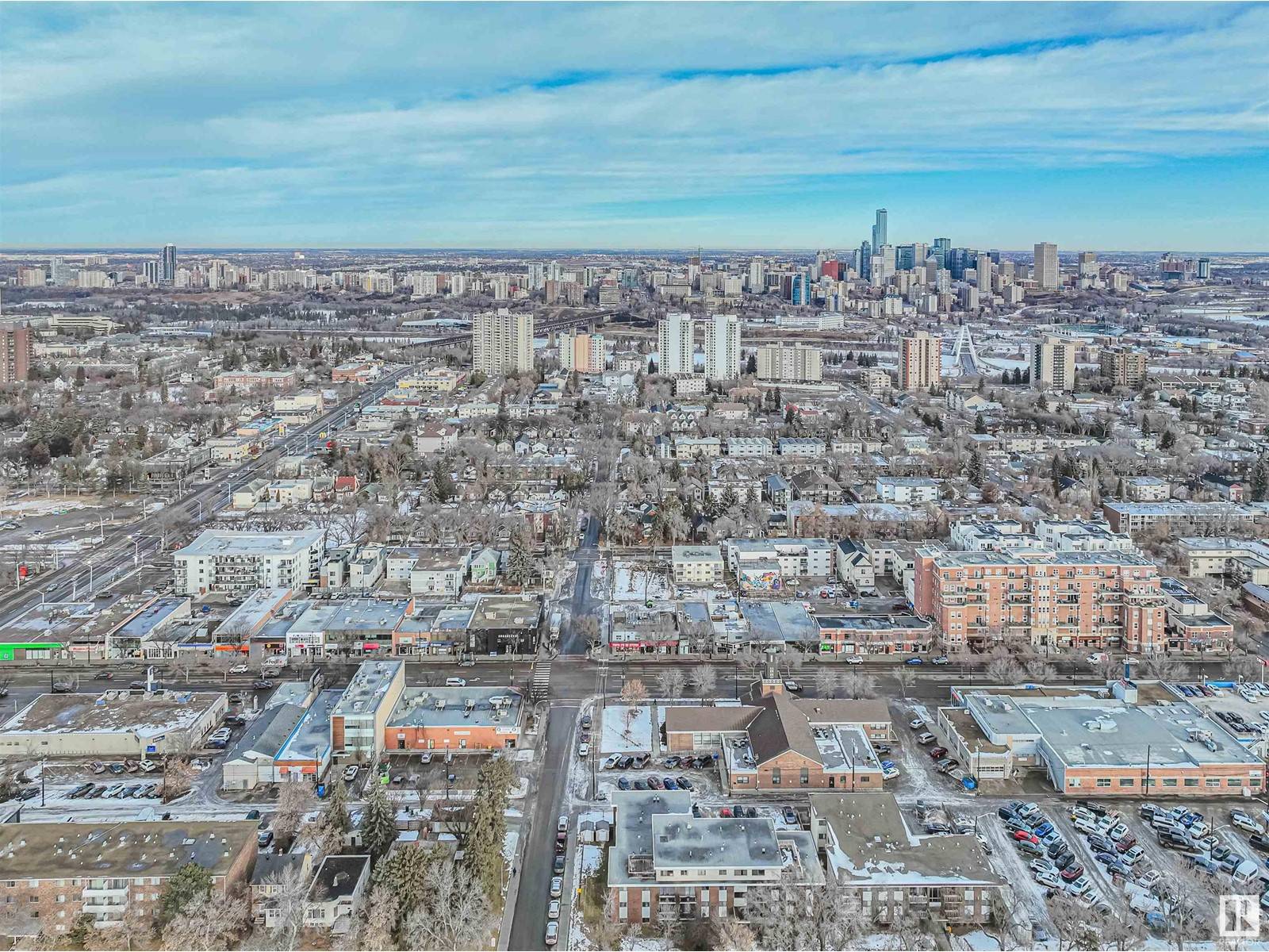 Edmonton, AB T6E2B3,10802 82 AV NW