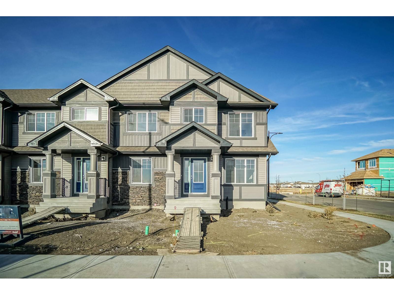 Sherwood Park, AB T8H2Y3,184 Savoy CR