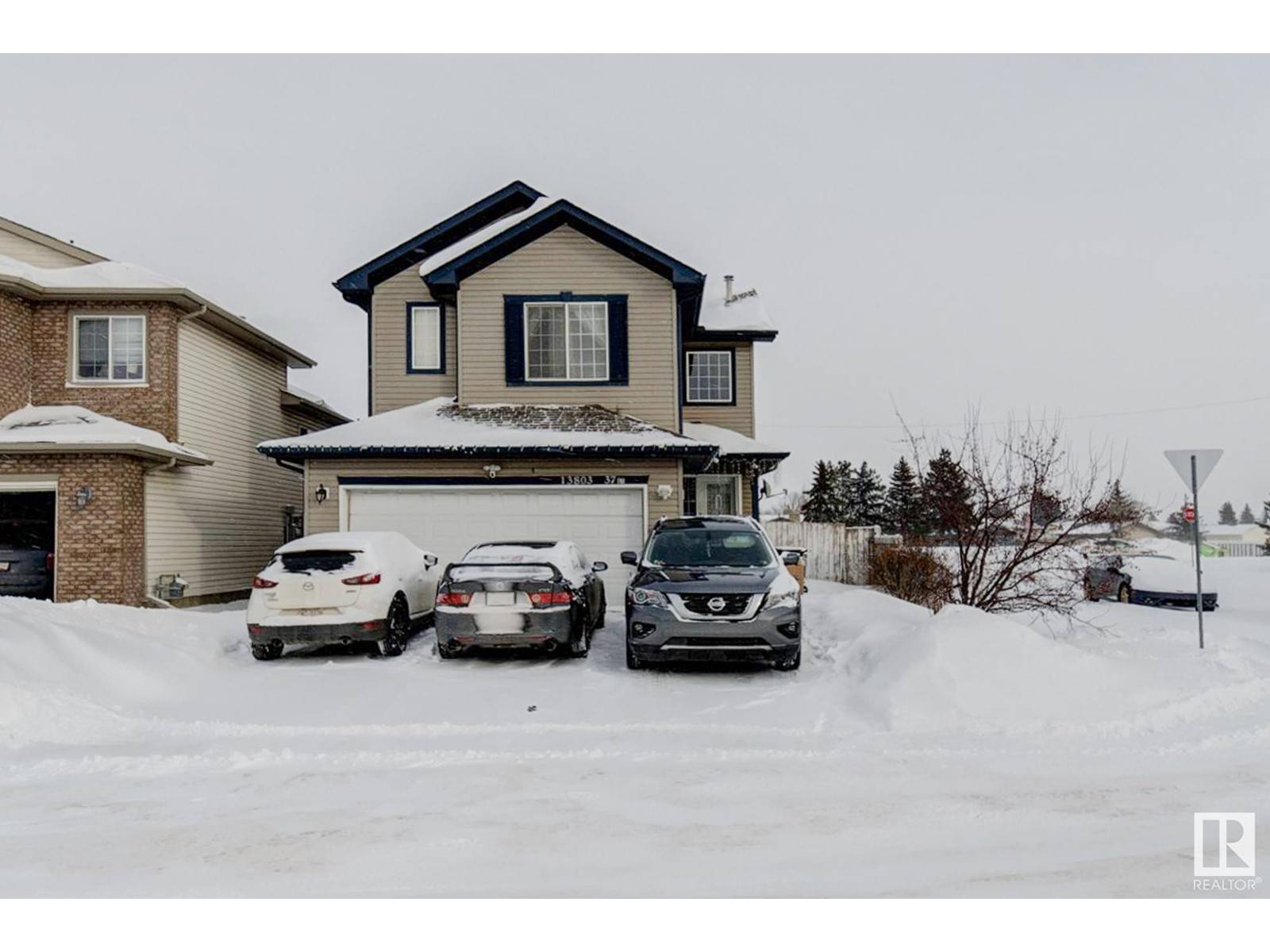 Edmonton, AB T5Y3G5,13803 37 ST NW