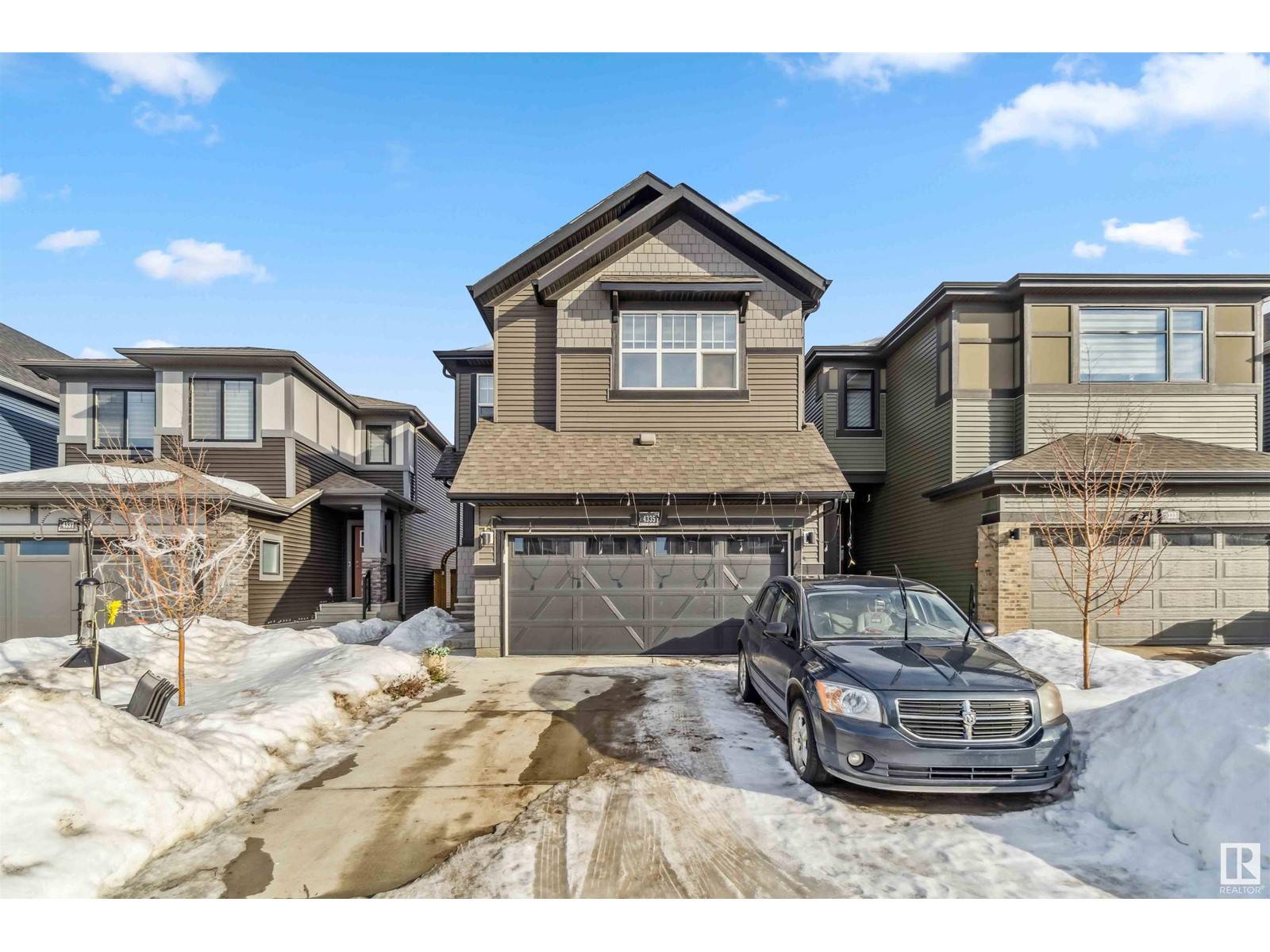 Edmonton, AB T6X2Y9,4335 Hawthorn Landing SW