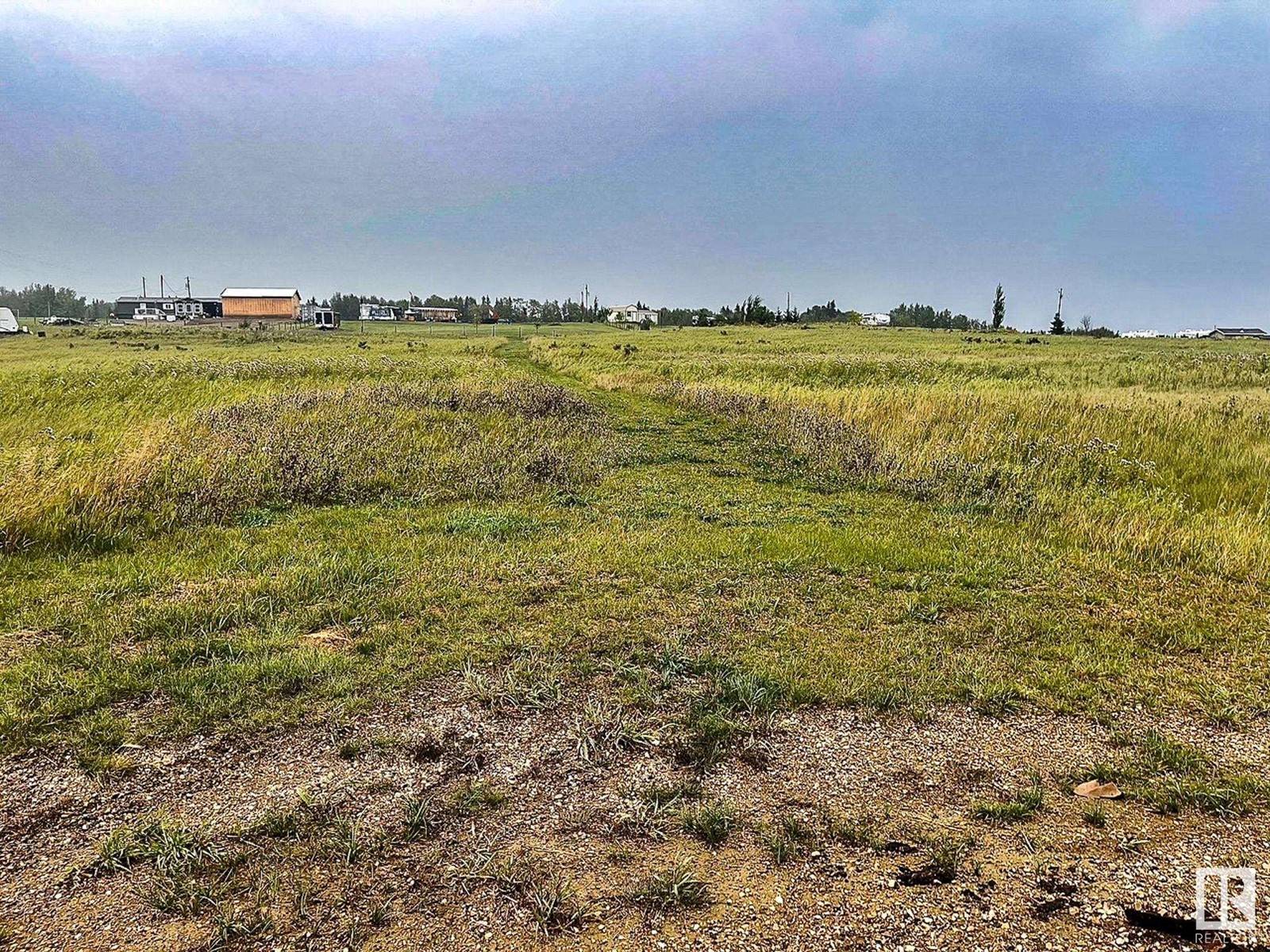 Rural Wetaskiwin County, AB T0C2V0,30 River Ridge ES