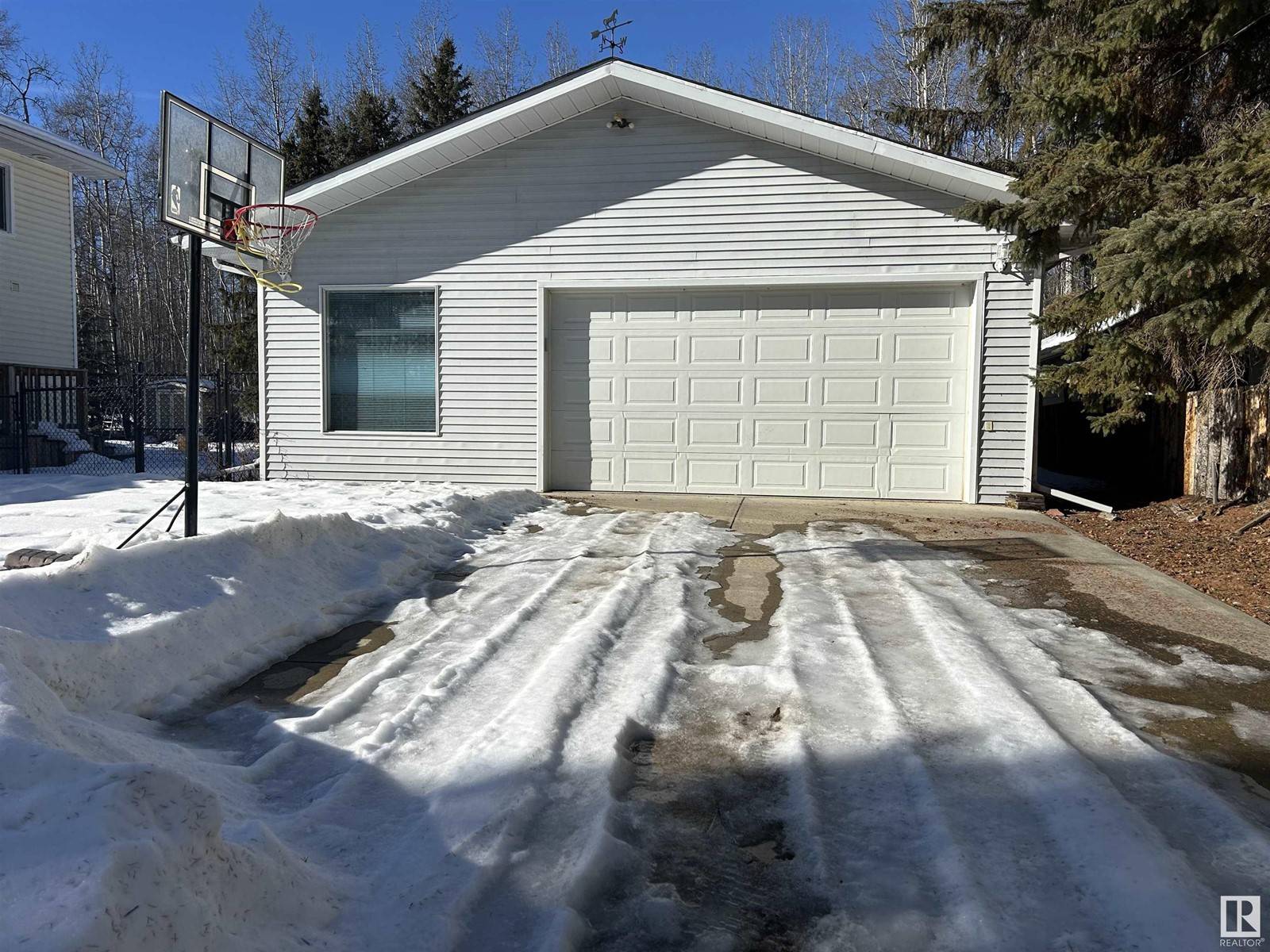 Rural Leduc County, AB T0C2P0,1330 MISSION BEACH