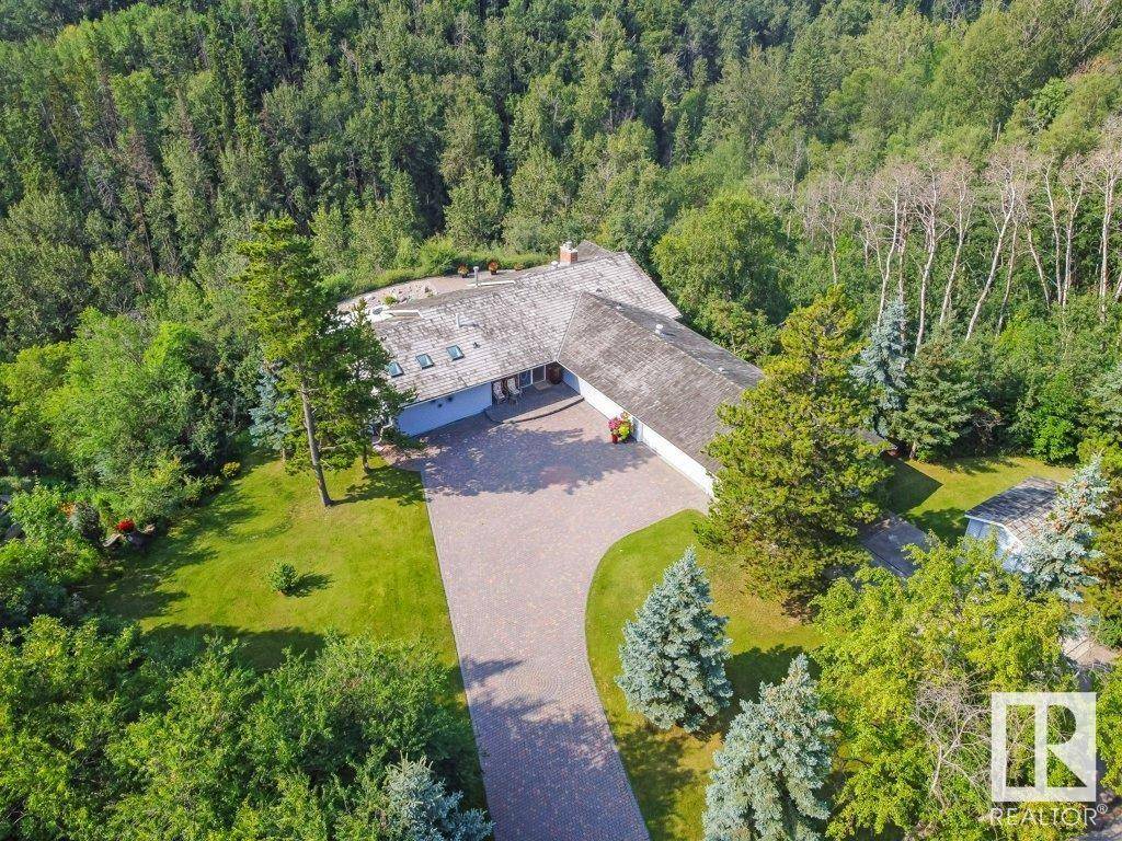 Edmonton, AB T6M2N3,1 DONSDALE CR NW