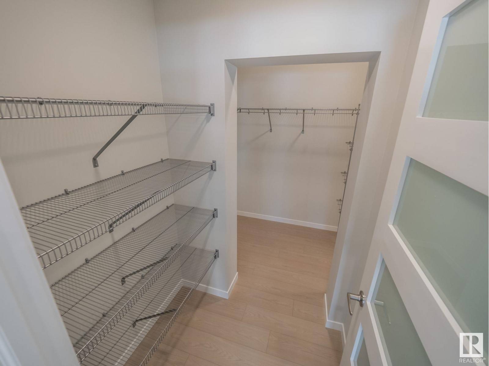 Edmonton, AB T5Y4G7,17415 3 ST NW