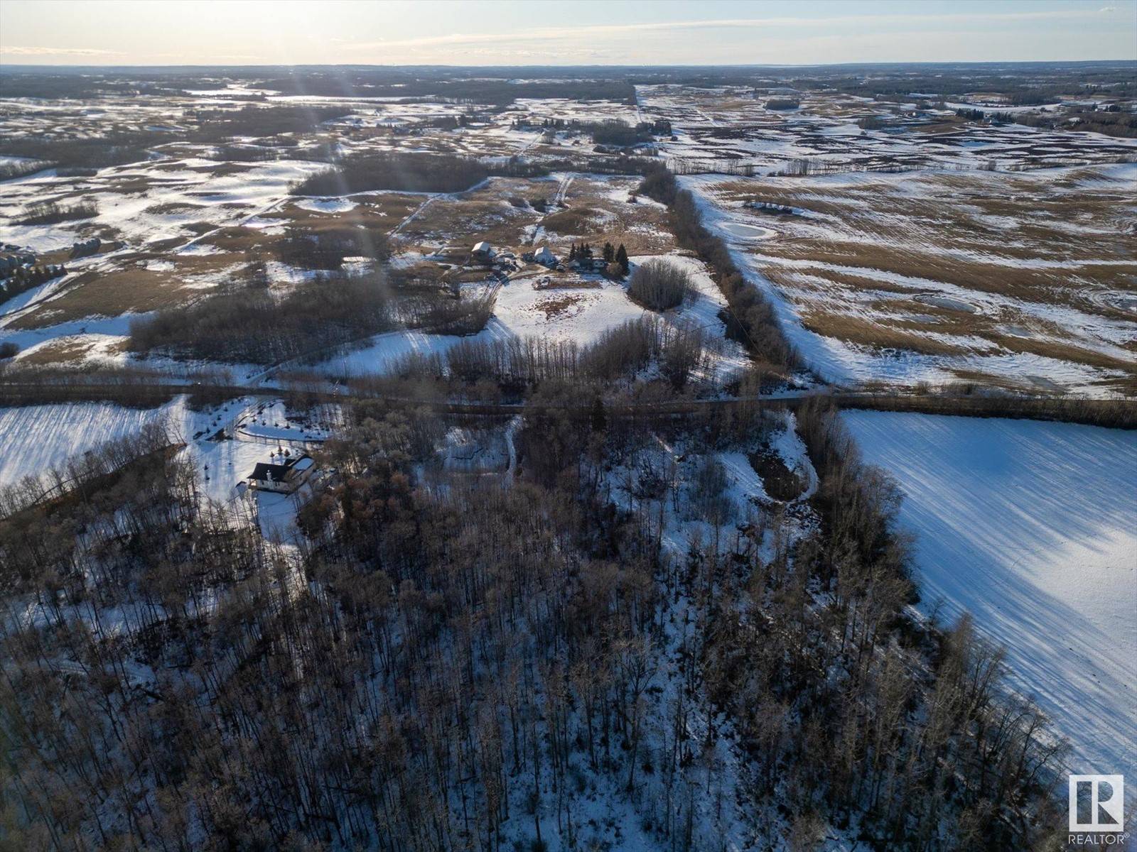 Rural Parkland County, AB T7Y2E6,52229 RGE ROAD 15