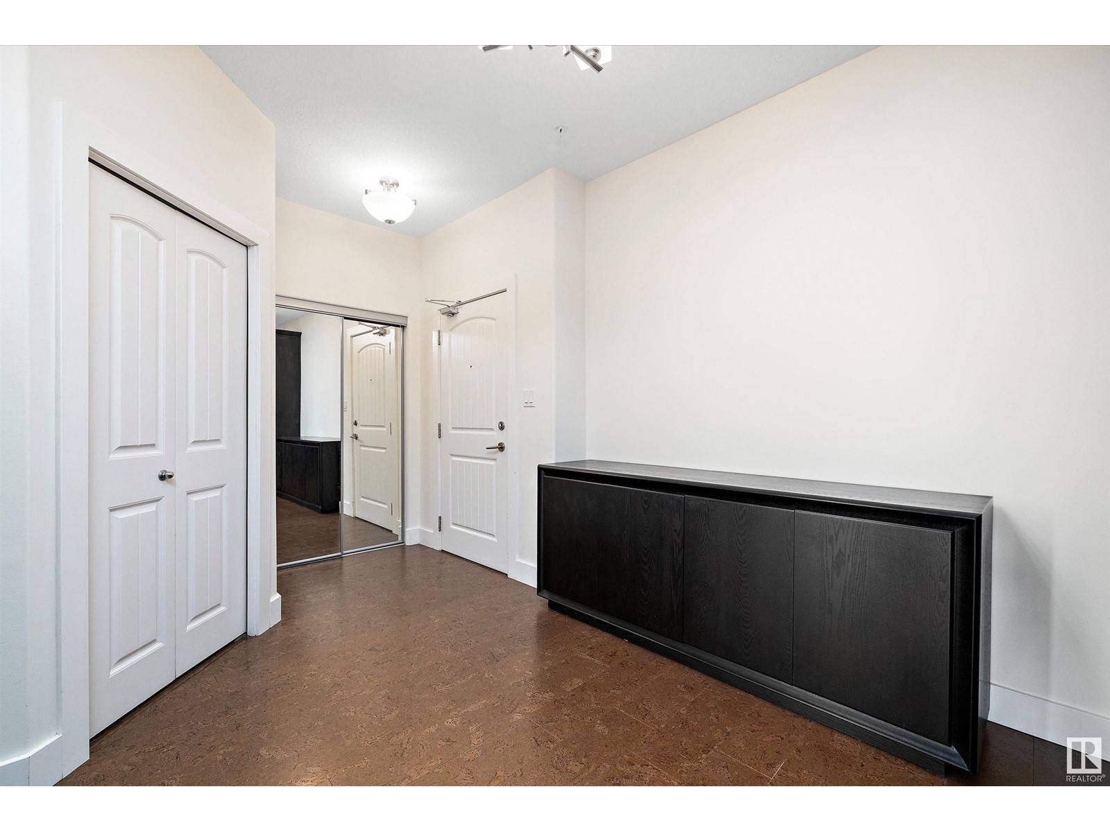 Edmonton, AB T6R0S5,#151 6079 MAYNARD WY NW