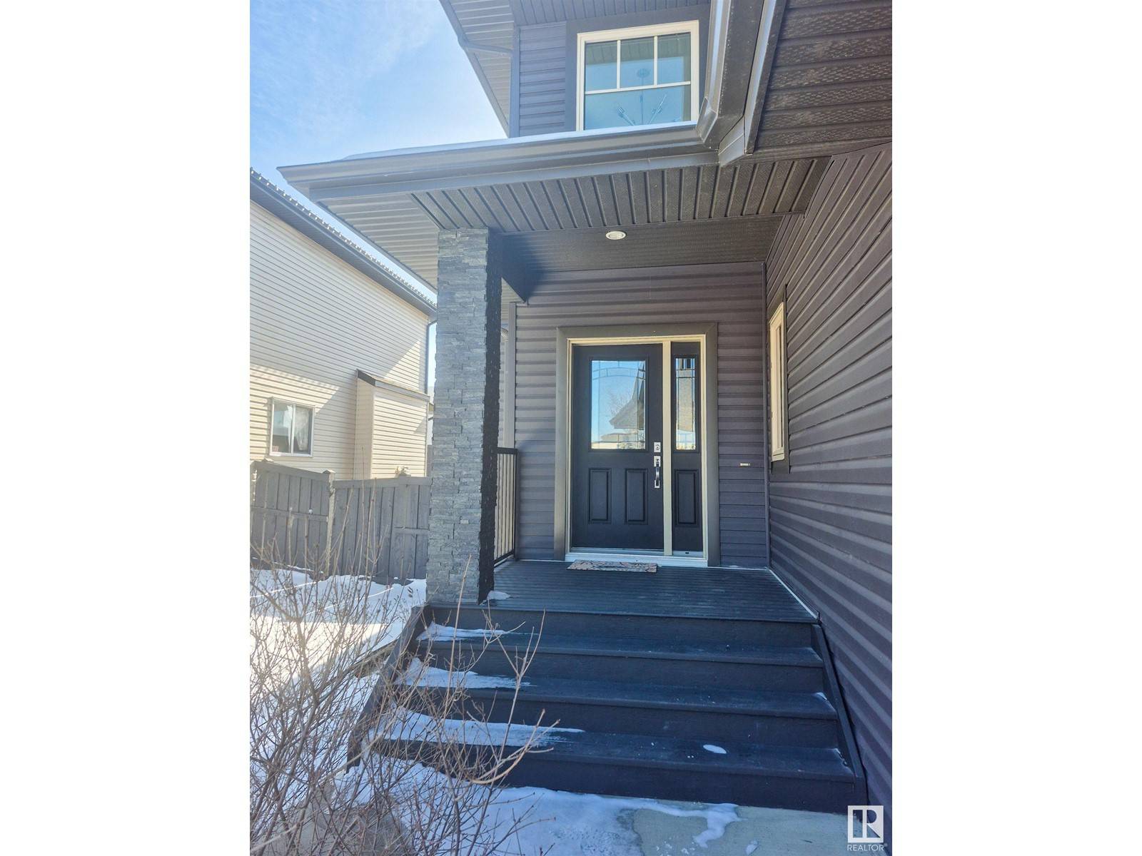 Edmonton, AB T6W1Z6,17347 11 AV SW