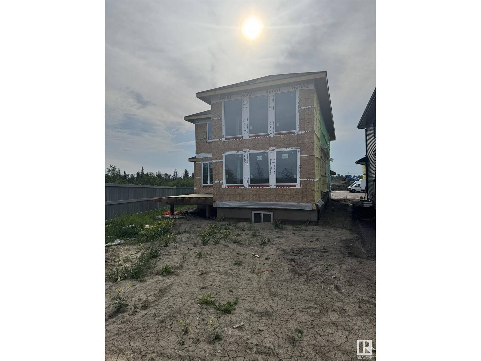 Edmonton, AB T5Y4G8,17107 3 ST NW NW