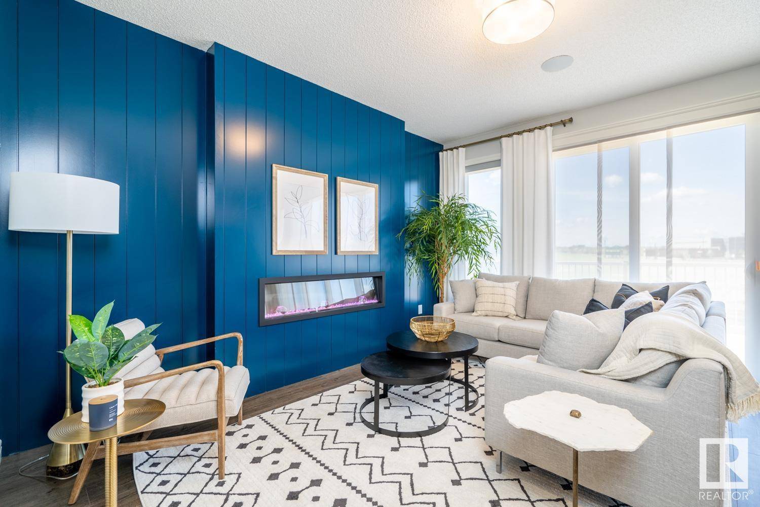 Edmonton, AB T6W5M9,3117 Dixon LD SW