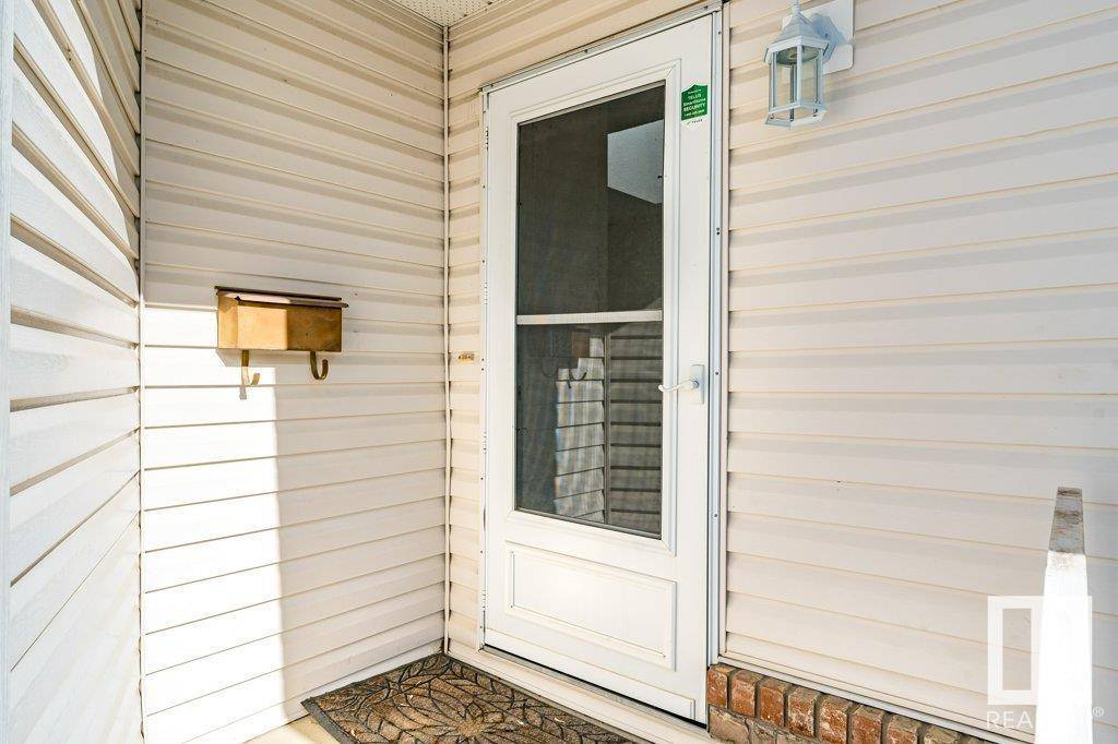 Wetaskiwin, AB T9A3L2,#62 4410 52 AV