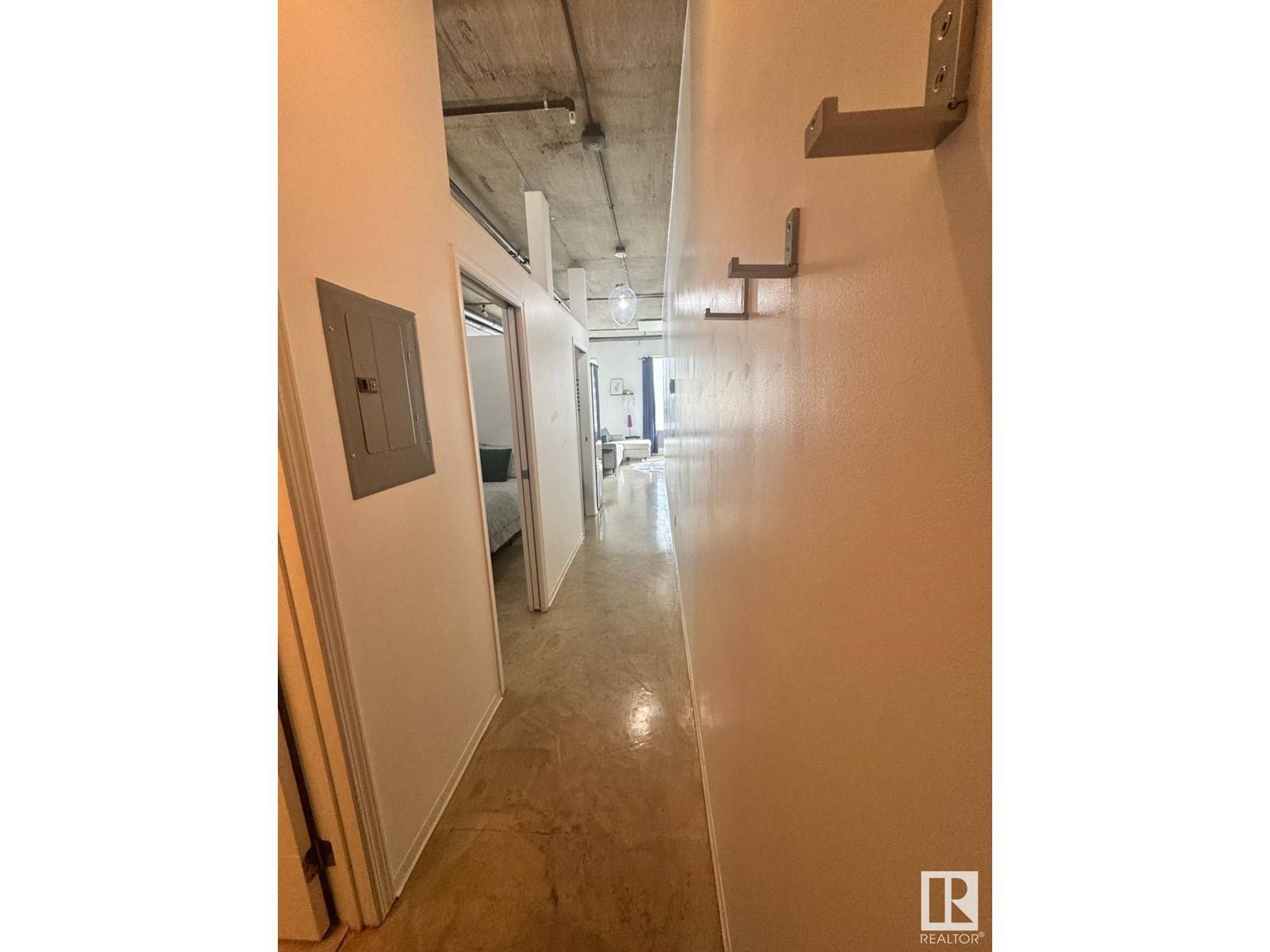 Edmonton, AB T5J1R9,#913 10024 JASPER AV NW