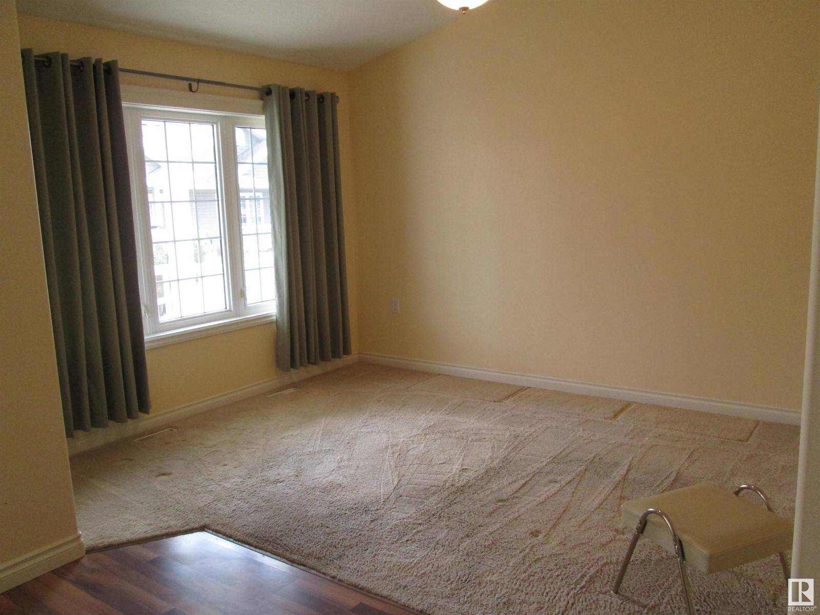 Devon, AB T9G2H7,#3 108 Erie ST