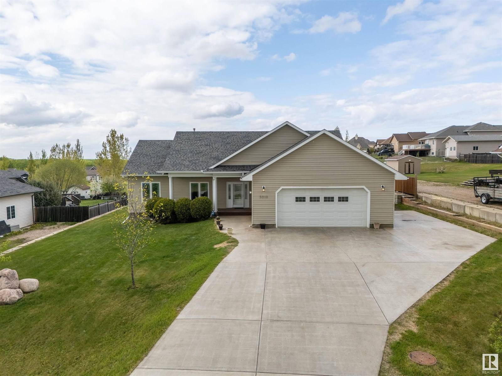 Cold Lake, AB T9M1P8,5010 Drake DR