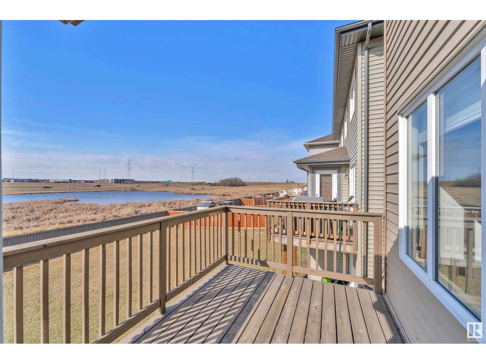 Edmonton, AB T6T2M7,3113 11 AV NW
