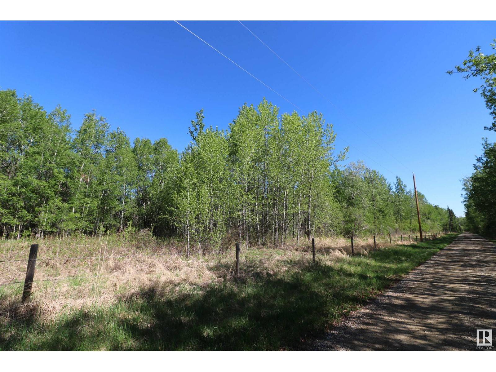 Rural Lac Ste. Anne County, AB T0E0A0,400 54411 RGE RD 40