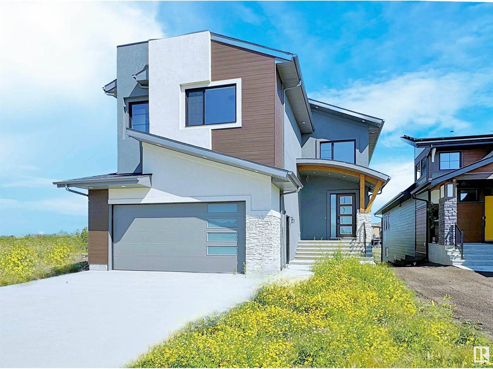 Leduc, AB T9E1K5,162 EDGEWATER CI