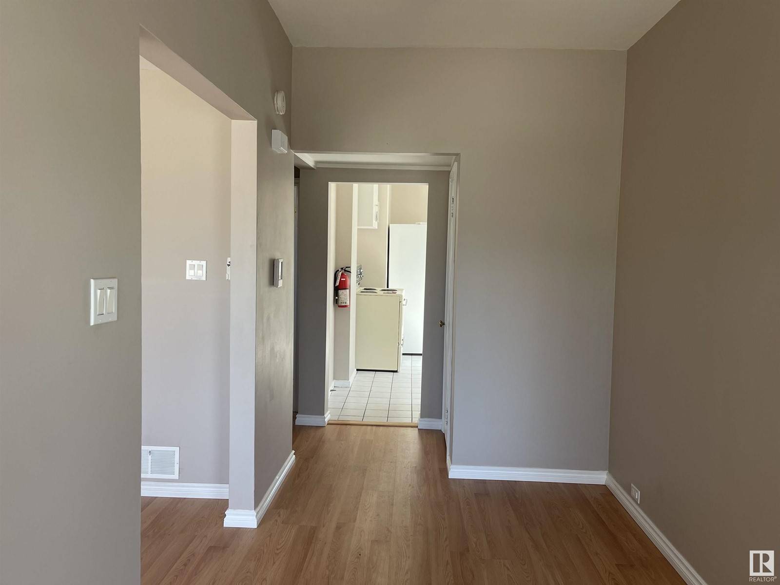 Edmonton, AB T5G1S8,11161 96 ST NW