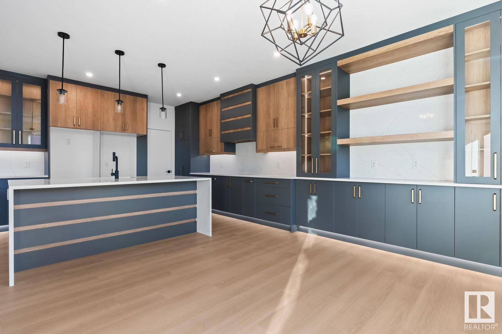 Leduc, AB T9E1T1,139 Creekside LN
