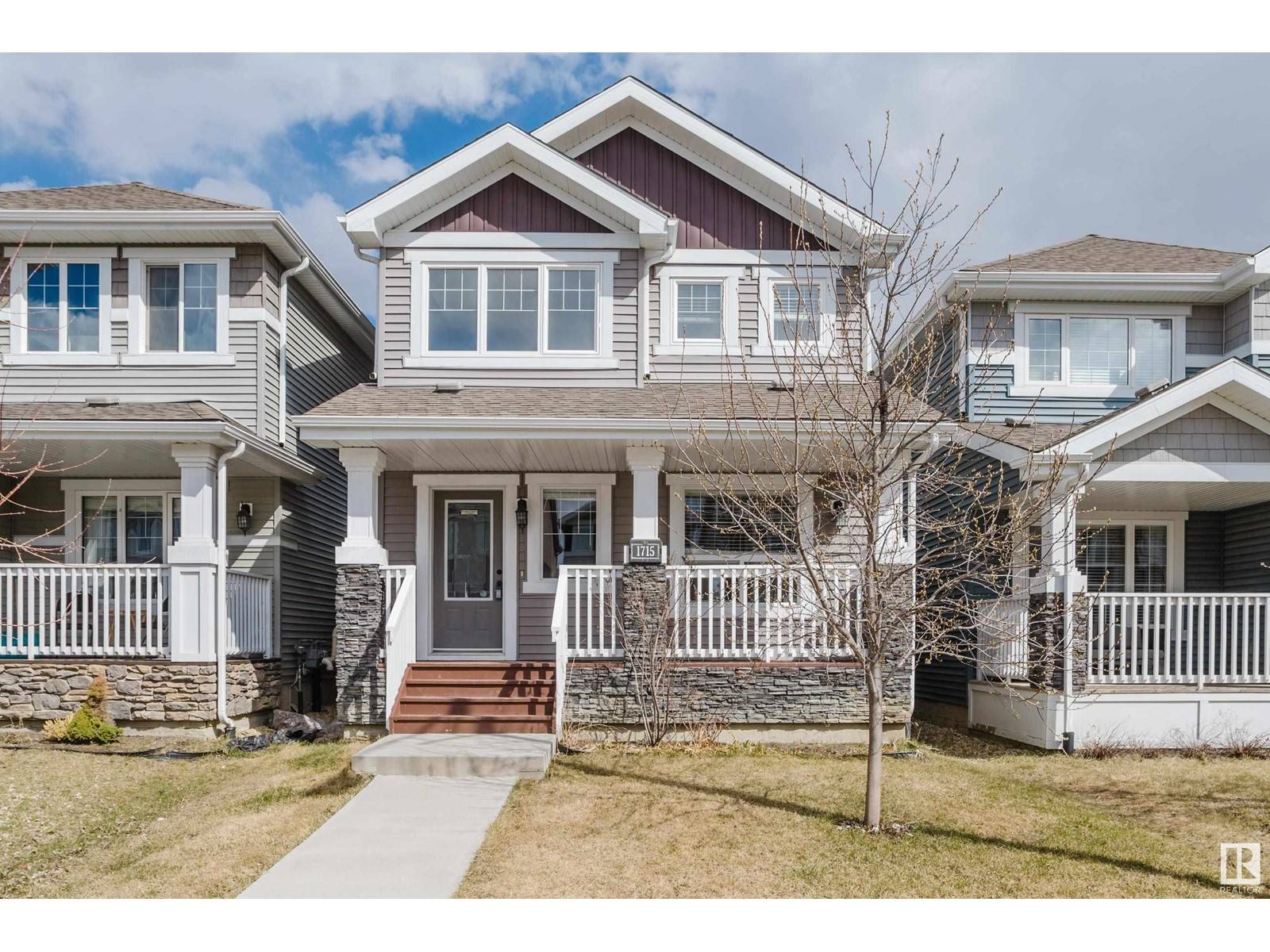 Edmonton, AB T6W3C5,1715 167 ST SW