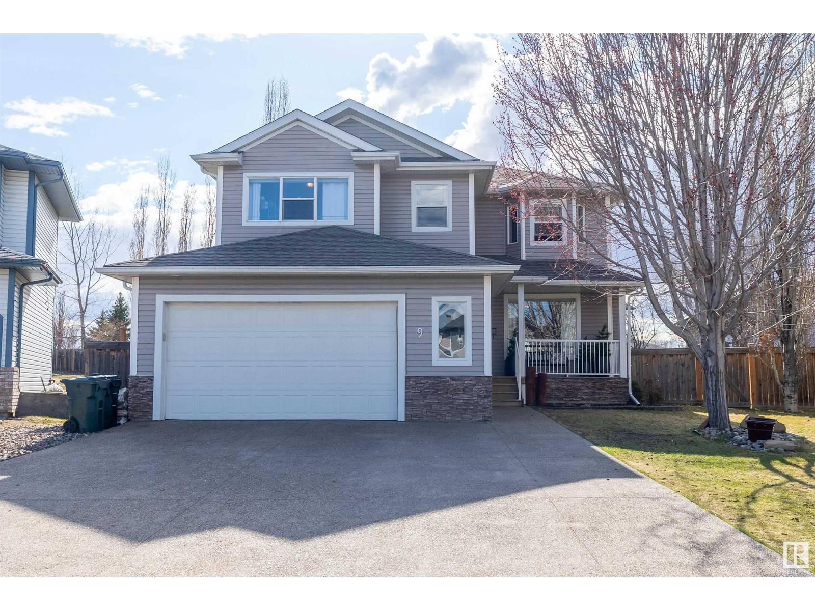 Spruce Grove, AB T7X4P3,9 LINKSVIEW CL