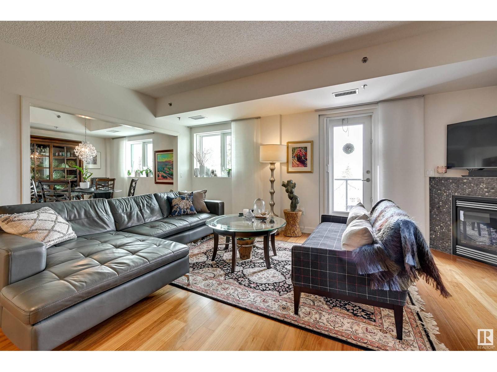Edmonton, AB T6C0Z6,#306 9316 82 AV NW NW