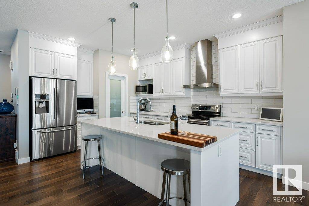 St. Albert, AB T8N6M8,34 EDINBURGH CO