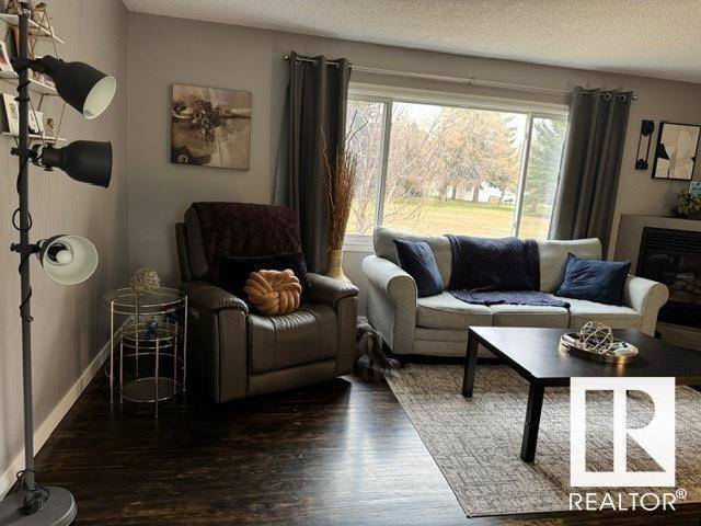 St. Albert, AB T8N0W9,40 GARDEN CR