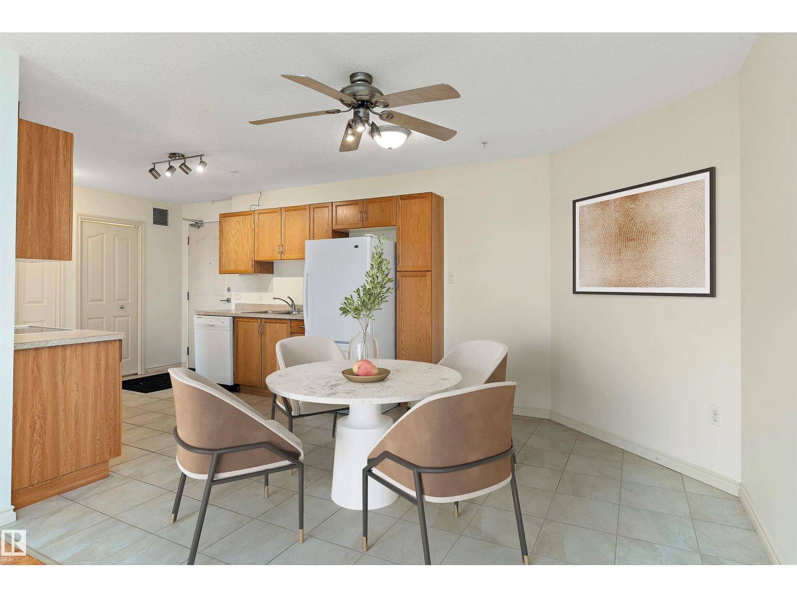 Edmonton, AB T5H3M2,#303 10710 116 ST NW NW