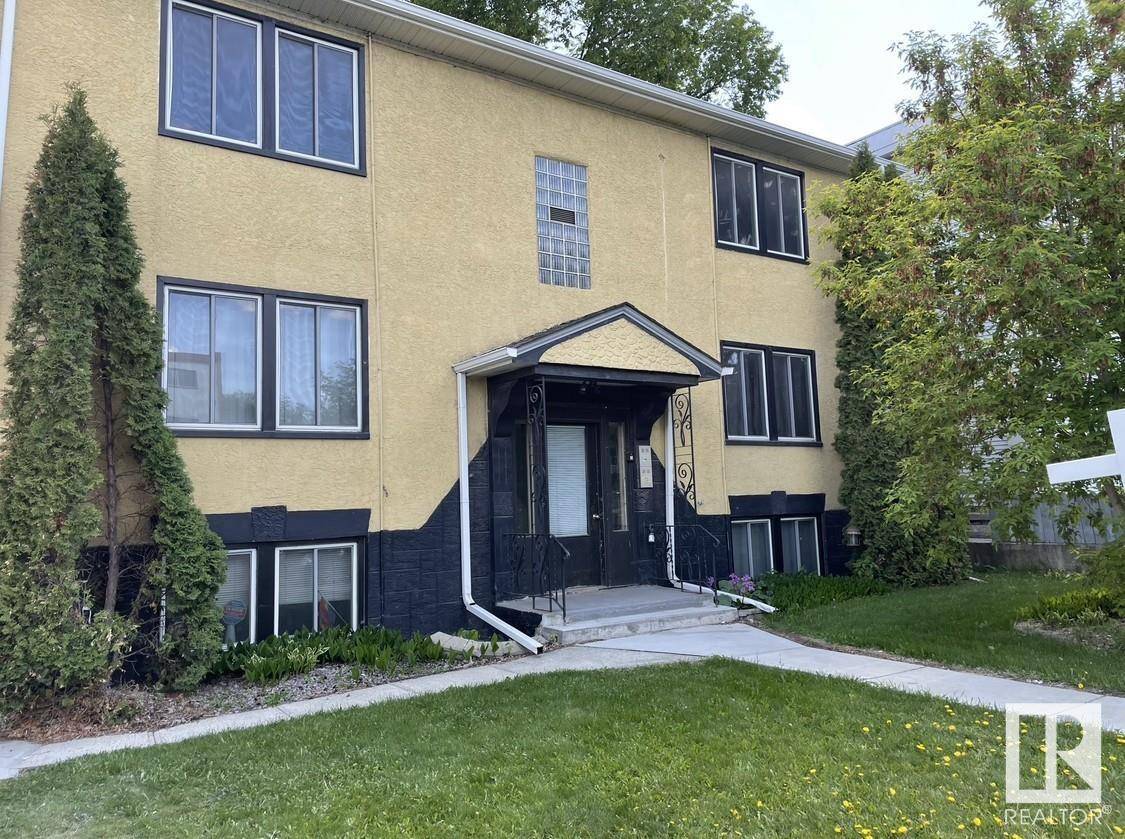 Edmonton, AB T6E1Y7,#4 9835 82 AV NW