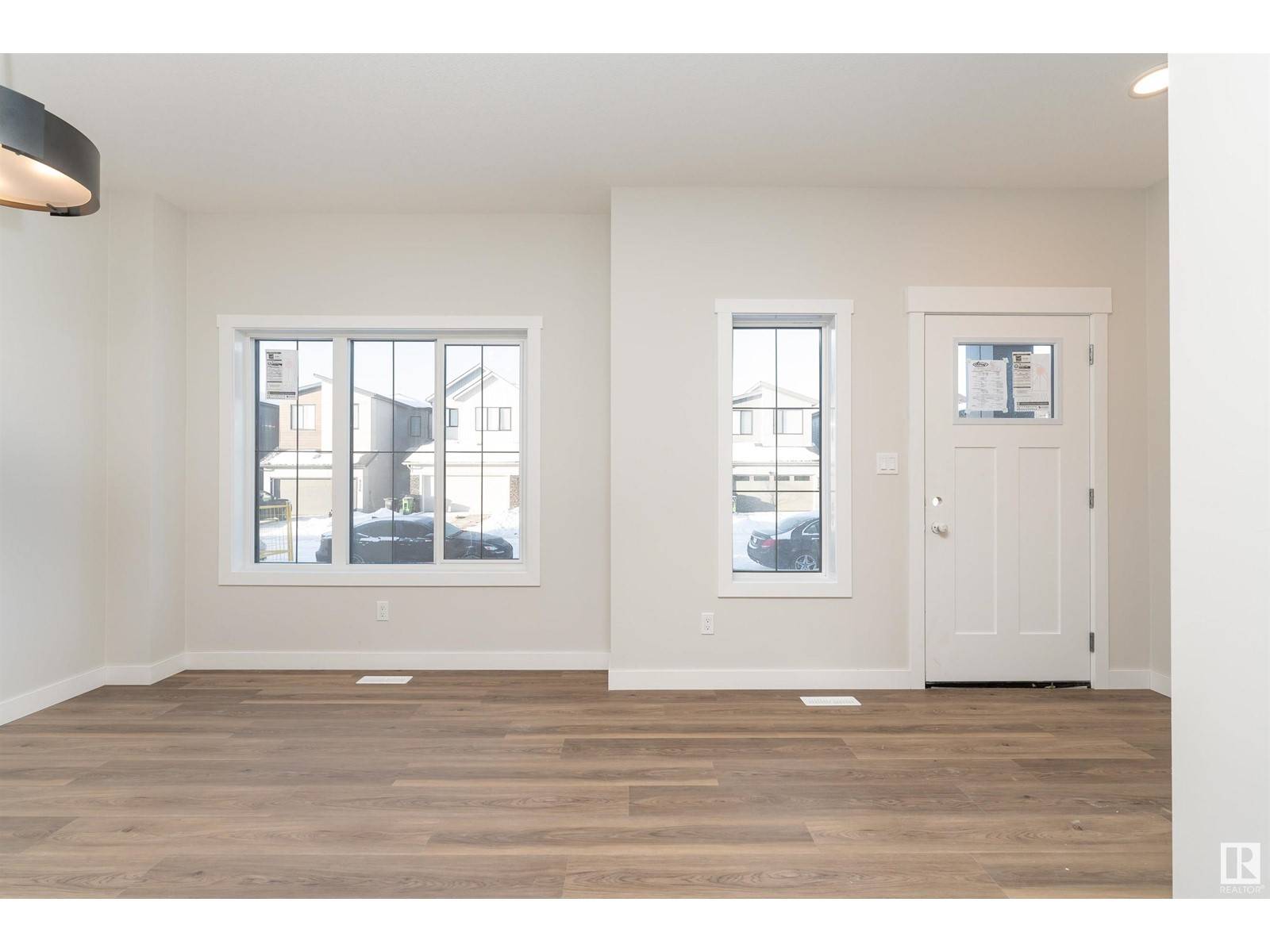 Edmonton, AB T5T7T1,9351 222 ST NW