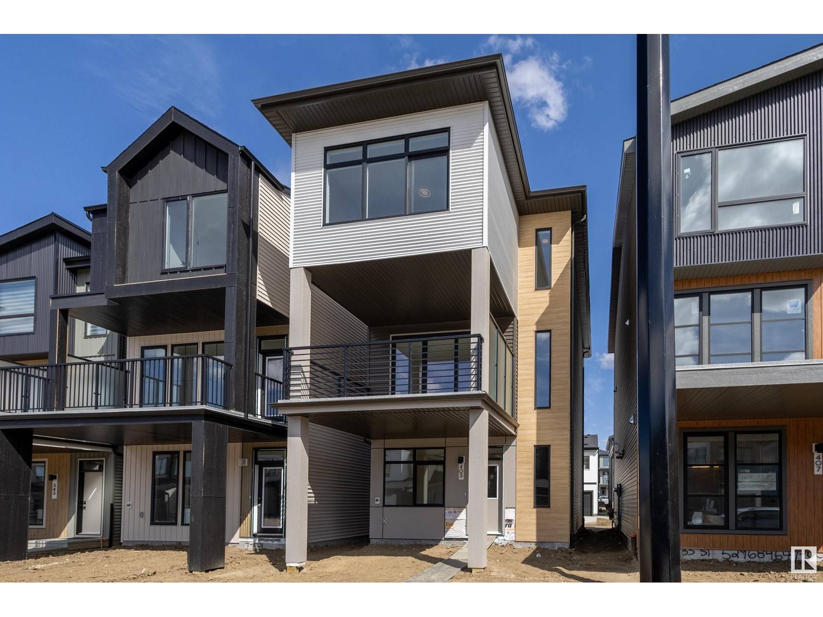 Edmonton, AB T6X3C9,403 33 ST SW