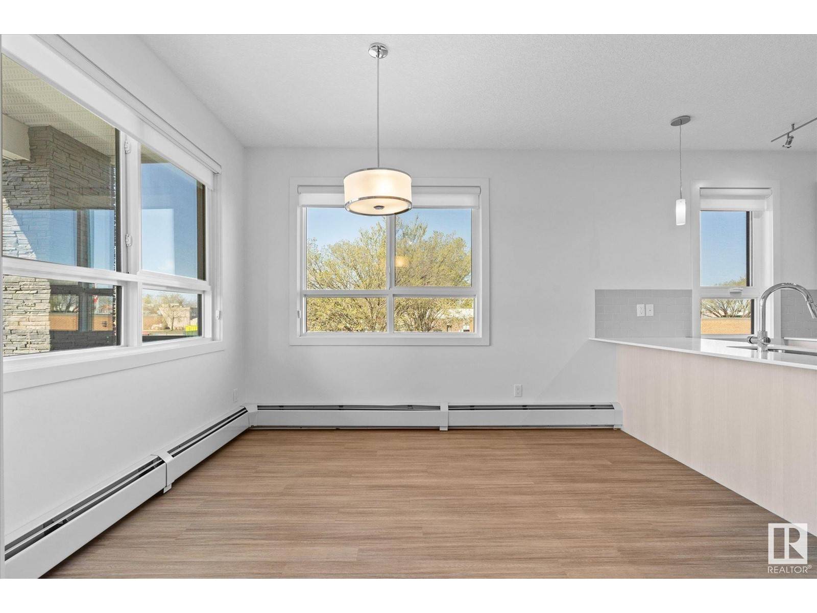 Devon, AB T9G1Y7,#203 17 COLUMBIA AV