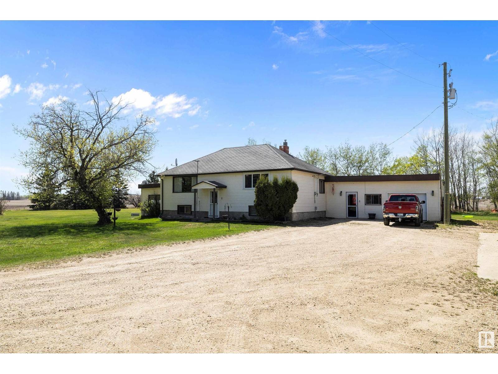 Rural Sturgeon County, AB T8R0M8,55532 RGE ROAD 250